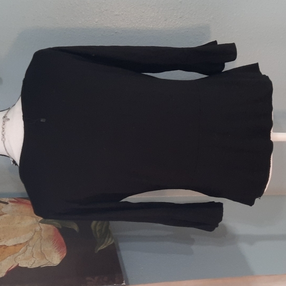 Boohoo Clasp front Belle Sleeve Ruched Blouse - Picture 3 of 6